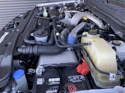 Used 2021 Ford F550 4x4 Crew Cab Super Duty w/ Power Equipment Group image 11