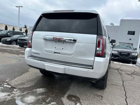 Used 2017 GMC Yukon Denali w/ Open Road Package image 21