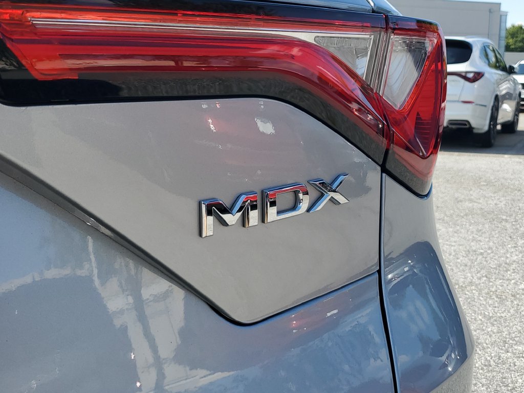 Certified 2024 Acura MDX w/ Technology Package FWD image 8