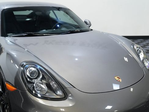 Used 2016 Porsche Cayman RWD image 12