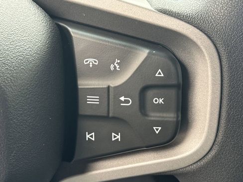 New 2025 Ford Bronco 4-Door image 25