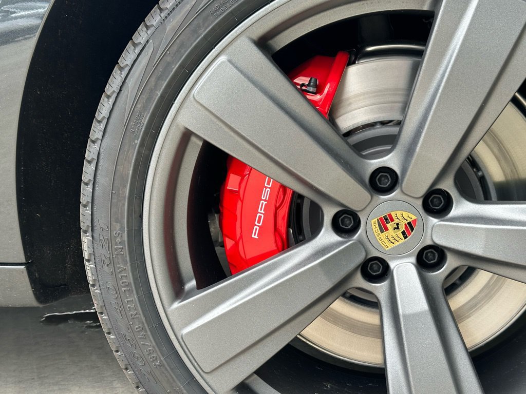 Used 2026 Porsche Macan GTS AWD/4WD image 16