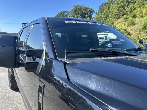 Used 2022 Ford F250 Lariat w/ Lariat Ultimate Package AWD/4WD image 65