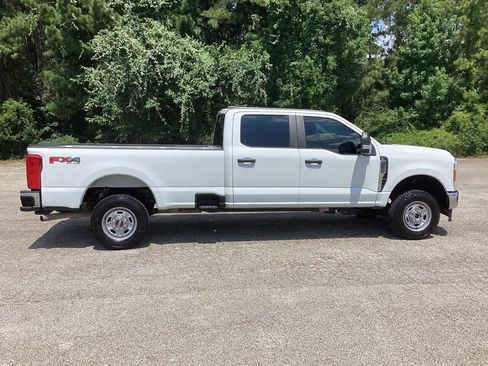 Used 2024 Ford F250 XL w/ FX4 Off-Road Package AWD/4WD image 5