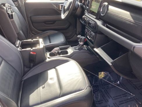 Used 2022 Jeep Wrangler Unlimited Sahara w/ Safety Group image 28