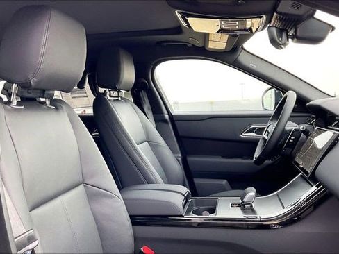 New 2026 Land Rover Range Rover Velar Dynamic SE image 12