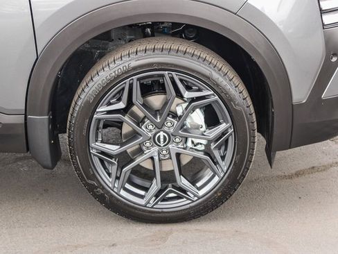 New 2026 Nissan Kicks SR w/ Cold Weather Package image 10