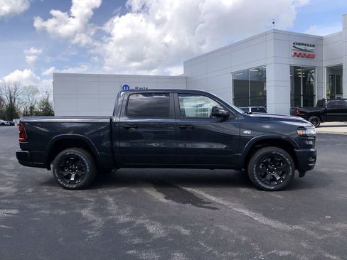 New 2026 RAM 1500 4x4 Crew Cab image 14