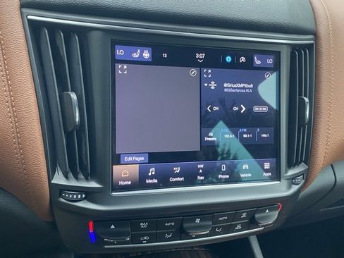 Used 2022 Maserati Levante GT image 29