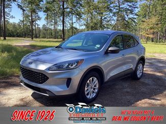 Used 2022 Ford Escape SE image 1