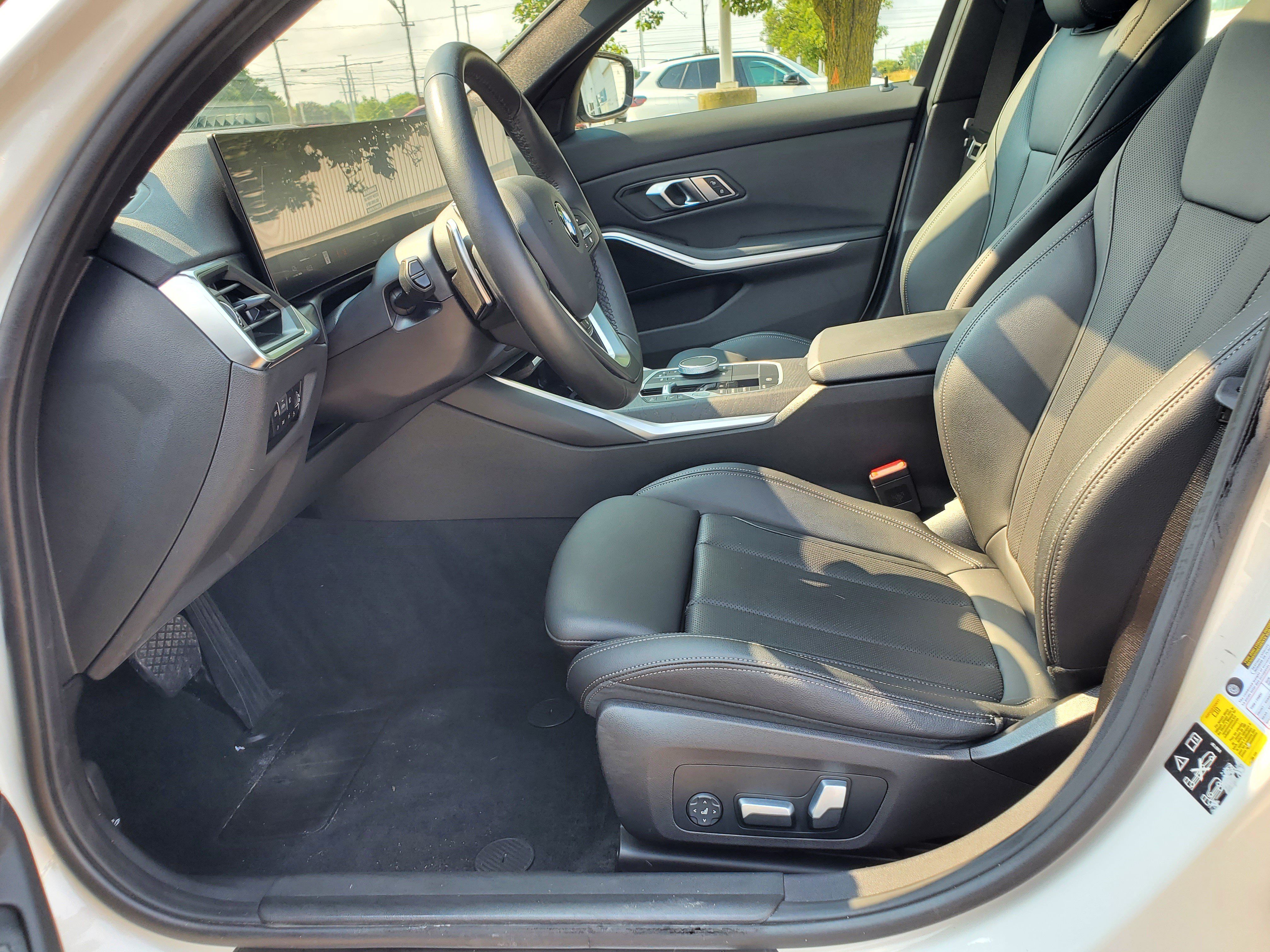 Certified 2023 BMW 330i xDrive Sedan w/ Driving Assistance Package AWD/4WD image 9