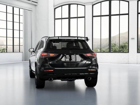 New 2025 Mercedes-Benz GLA 35 AMG 4MATIC image 36