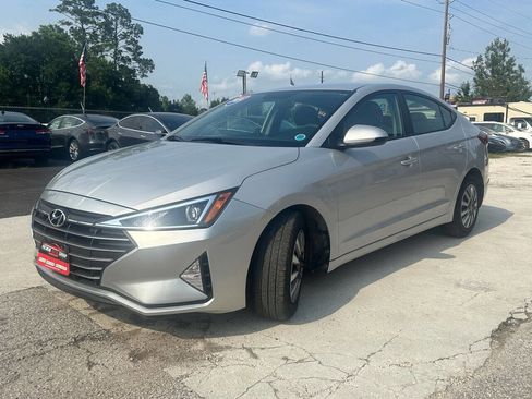 Used 2019 Hyundai Elantra SE image 10