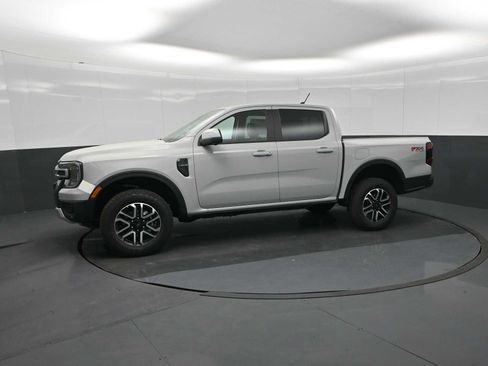 New 2026 Ford Ranger Lariat w/ FX4 Off-Road Package AWD/4WD image 4