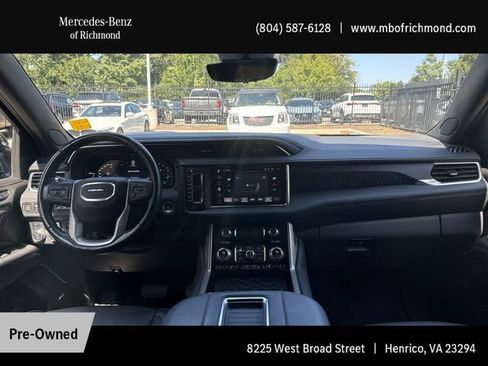 Used 2024 GMC Yukon Denali w/ Advanced Technology Package AWD/4WD image 19