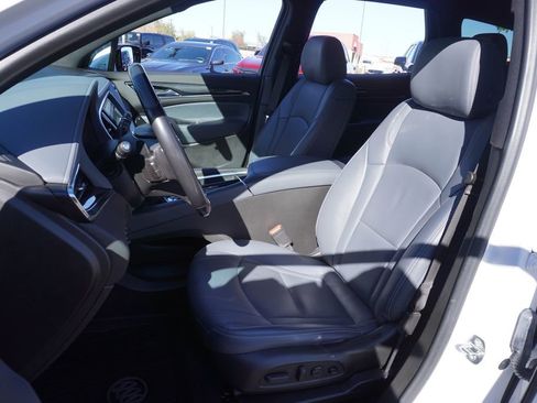 Certified 2022 Buick Enclave Premium w/ Surround and Sites Package image 14