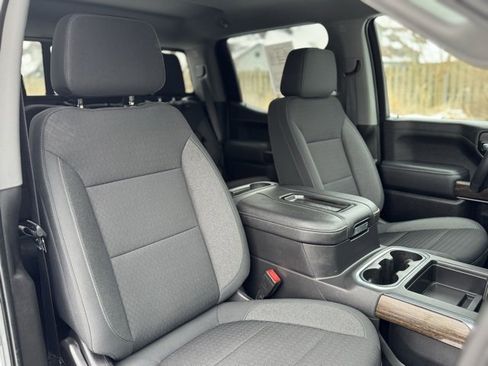 Used 2021 GMC Sierra 1500 Elevation w/ Preferred Package image 19