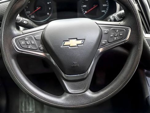 Used 2024 Chevrolet Malibu LT image 14