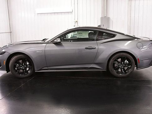 New 2026 Ford Mustang GT RWD image 4