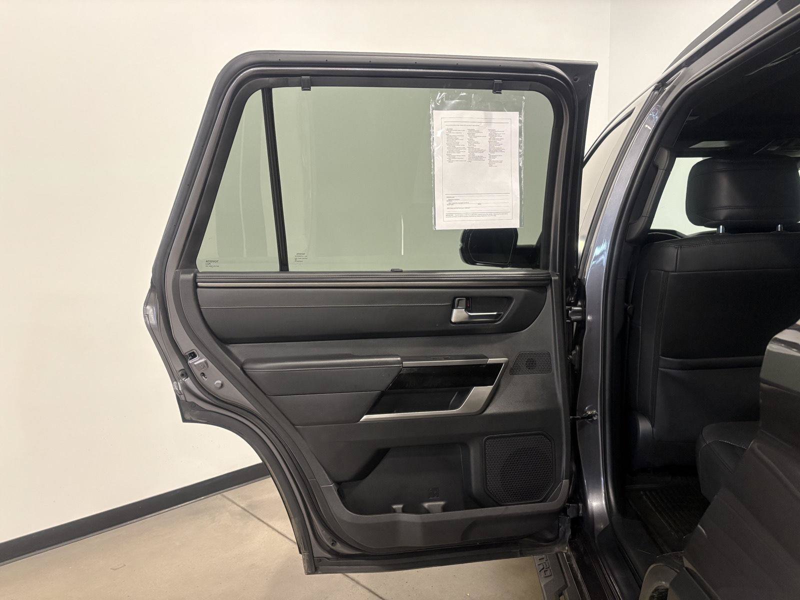 Used 2025 Toyota Sequoia 4WD image 38