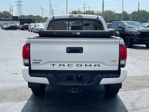 Used 2021 Toyota Tacoma SR AWD/4WD image 7