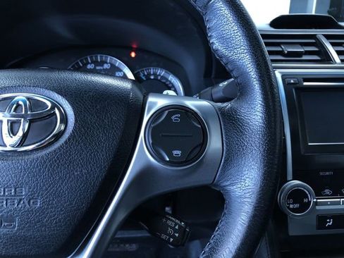 Used 2013 Toyota Camry SE image 28