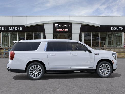 New 2026 GMC Yukon XL Denali w/ Denali Reserve Package AWD/4WD image 5