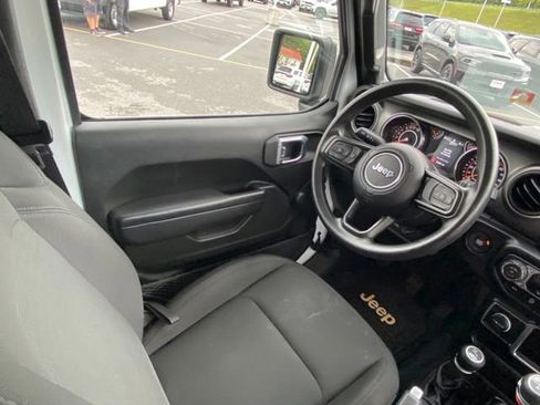 Used 2022 Jeep Wrangler Unlimited Sport AWD/4WD image 24