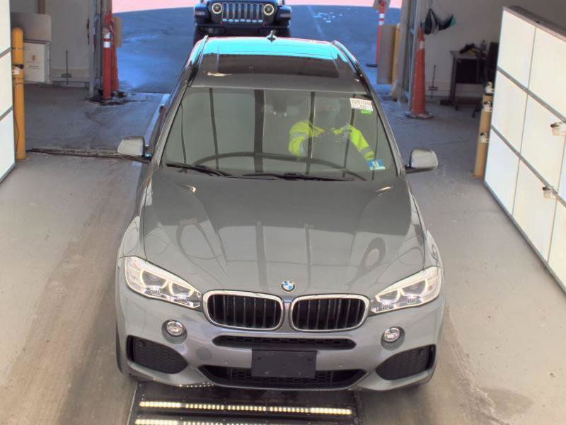 Used 2016 BMW X5 xDrive35i w/ M Sport AWD/4WD image 2