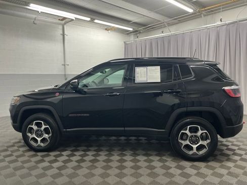 Used 2022 Jeep Compass Trailhawk w/ Trailhawk Convenience Group image 8