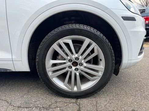 Used 2019 Audi Q5 2.0T Premium Plus w/ Premium Plus Package image 9