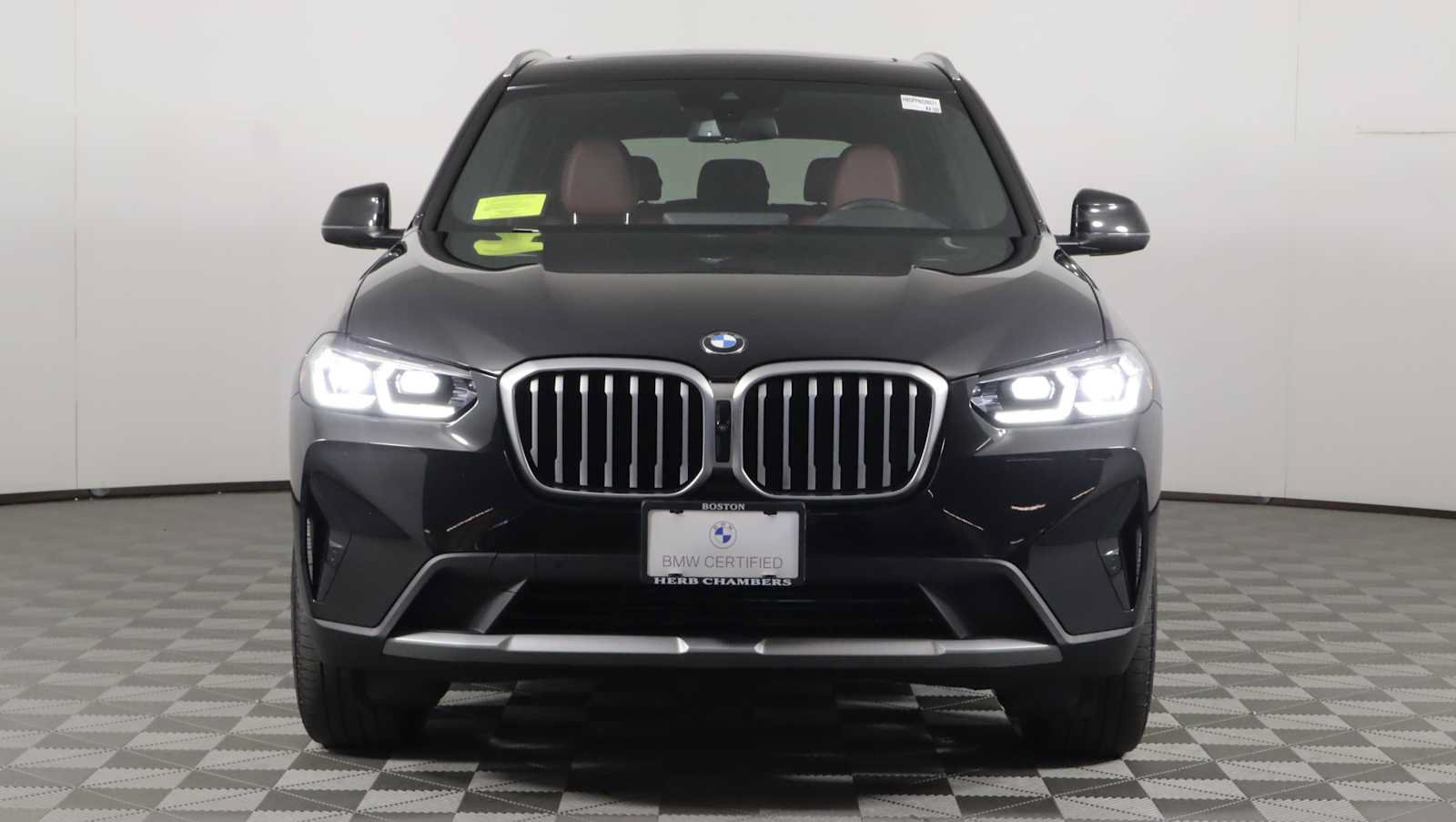 Used 2023 BMW X3 xDrive30i w/ Premium Package w/ZPA AWD/4WD image 2