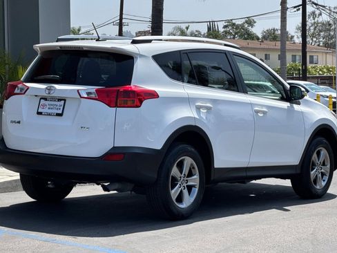 Used 2015 Toyota RAV4 XLE FWD image 5