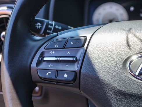 Certified 2023 Hyundai Kona Limited FWD image 29