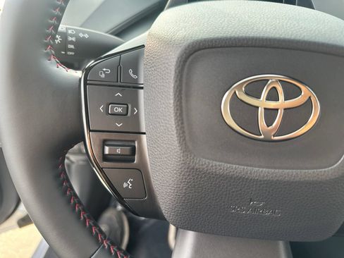 Certified 2026 Toyota Prius Plug-In Hybrid FWD image 18