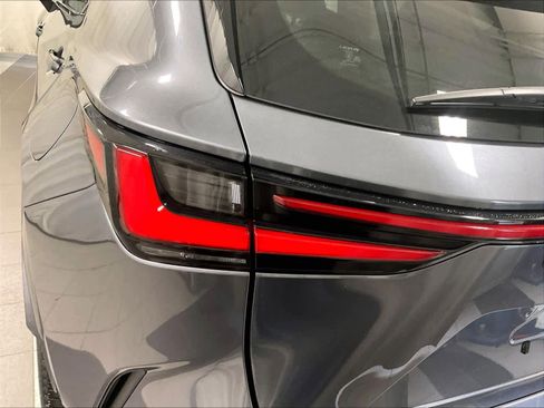 Used 2024 Lexus NX 450h+ F Sport image 34