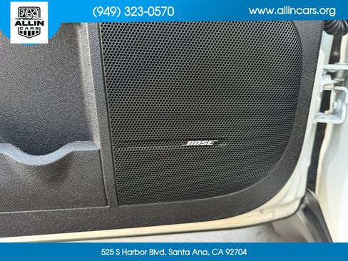 Used 2012 Chevrolet Traverse LTZ image 21