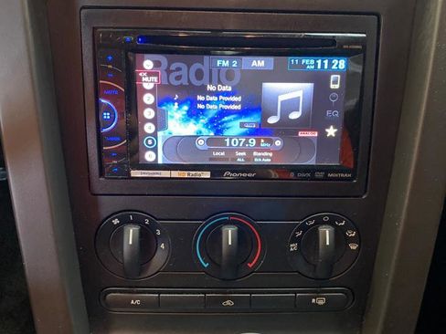 Used 2006 Ford Mustang GT image 10