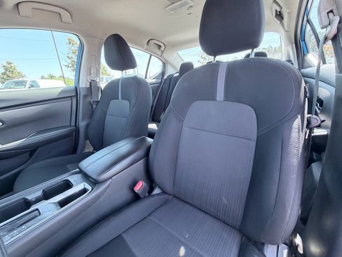 Used 2025 Nissan Sentra SV FWD image 19