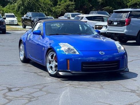 Used 2007 Nissan 350Z Touring RWD image 1