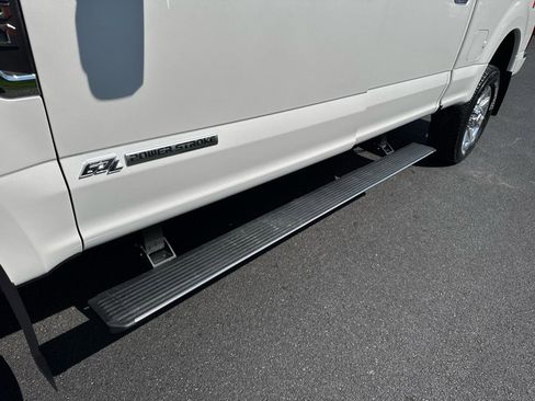 Used 2019 Ford F250 Platinum w/ Platinum Ultimate Package AWD/4WD image 42