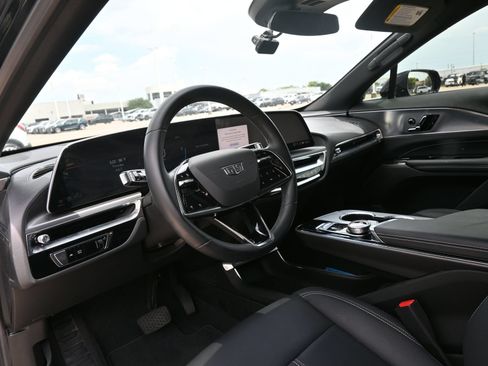 Certified 2024 Cadillac Lyriq Tech AWD/4WD image 13