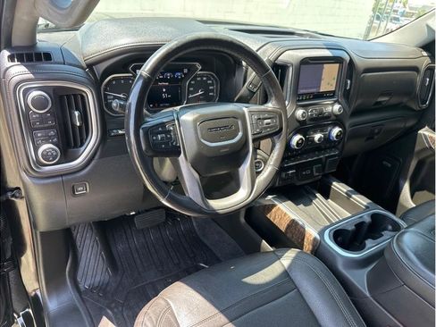 Used 2019 GMC Sierra 1500 Denali w/ Denali Ultimate Package AWD/4WD image 23