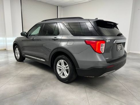 Used 2024 Ford Explorer XLT w/ Equipment Group 202A image 5