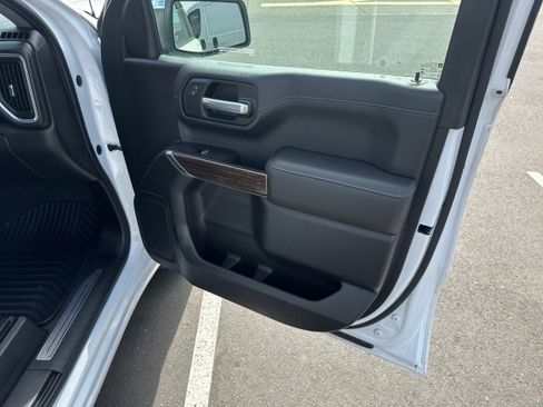 Used 2019 GMC Sierra 1500 SLE image 21