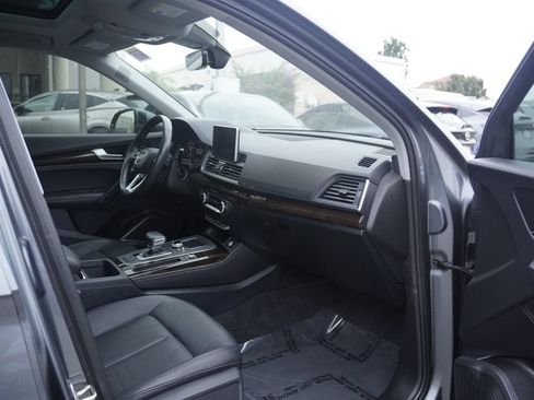 Used 2019 Audi Q5 Premium Plus w/ Premium Plus Package AWD/4WD image 25