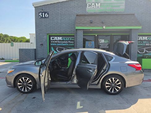 Used 2016 Nissan Altima 2.5 SL w/ 2.5 Technology Package FWD image 32