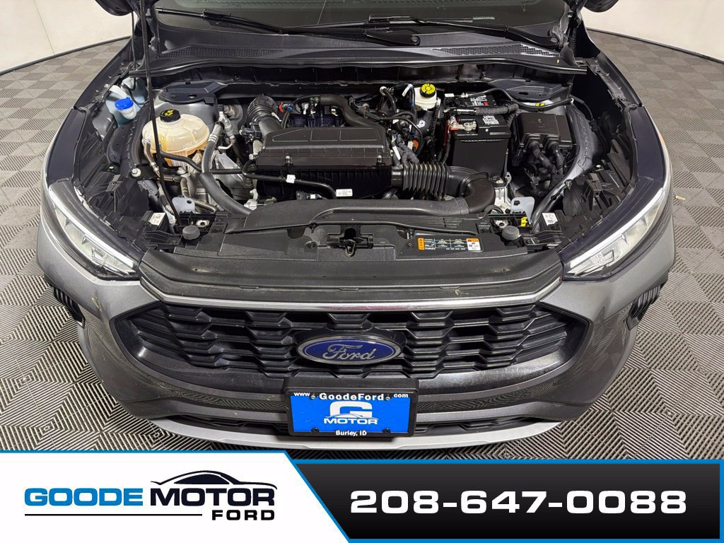 Used 2023 Ford Escape ST-Line w/ Tech Pack #1 AWD/4WD image 23