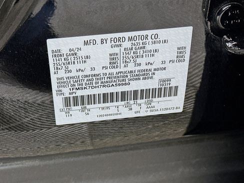 Used 2024 Ford Explorer XLT w/ Equipment Group 202A RWD image 12