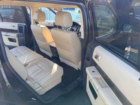 Used 2017 Ford Flex Limited w/ Equipment Group 303A AWD/4WD image 26